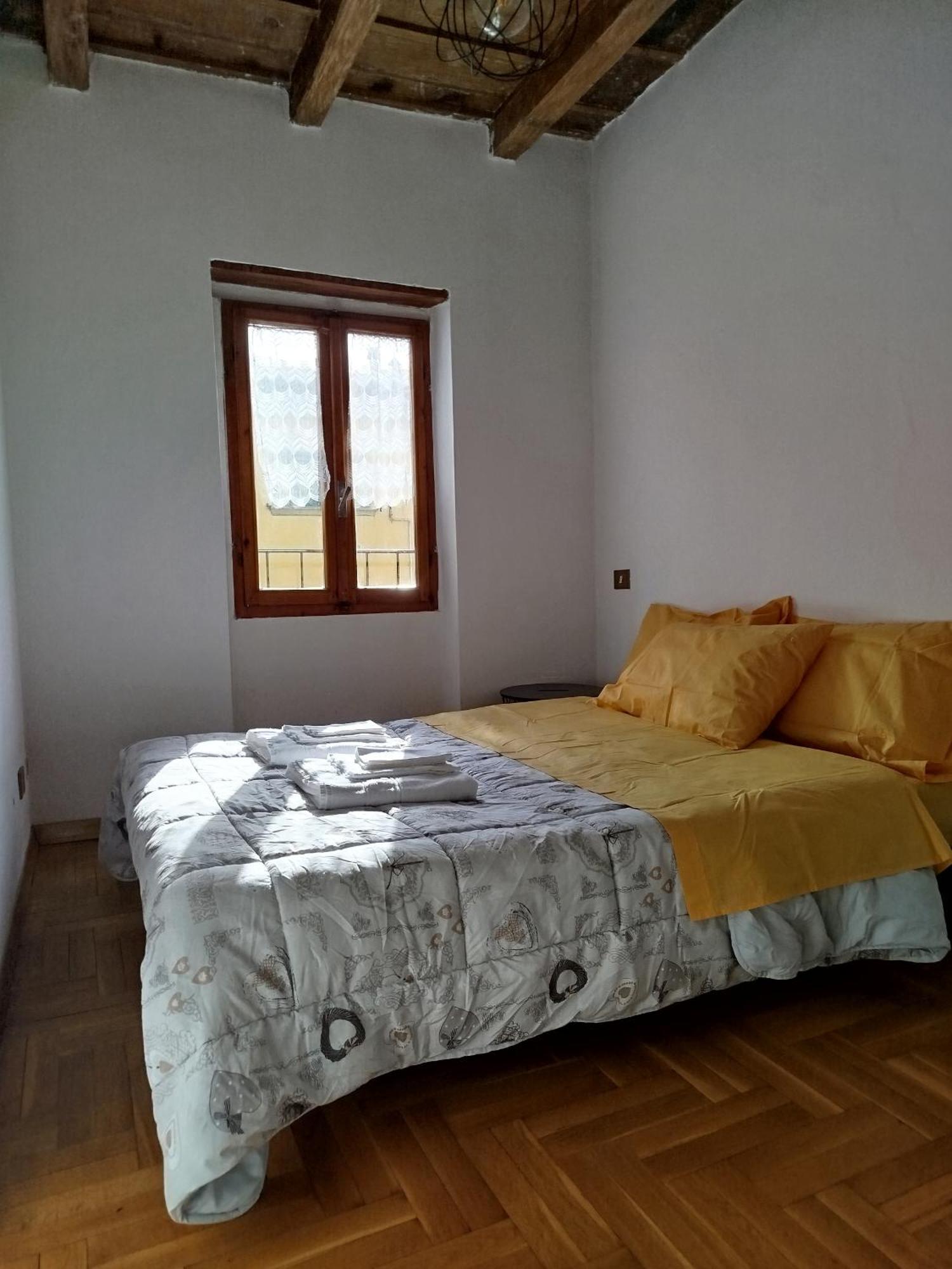 Appartamento Borgo Mezzo Pratovecchio Buitenkant foto